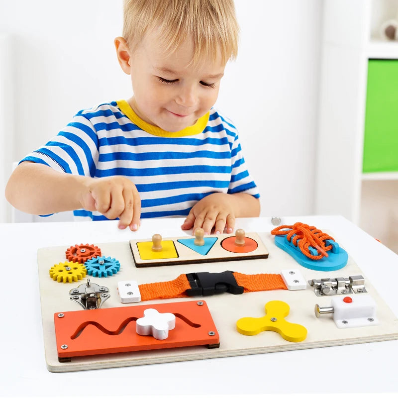 Montessori Lenkrad Busy Board aus Holz – Spielspaß für kleine Autofans