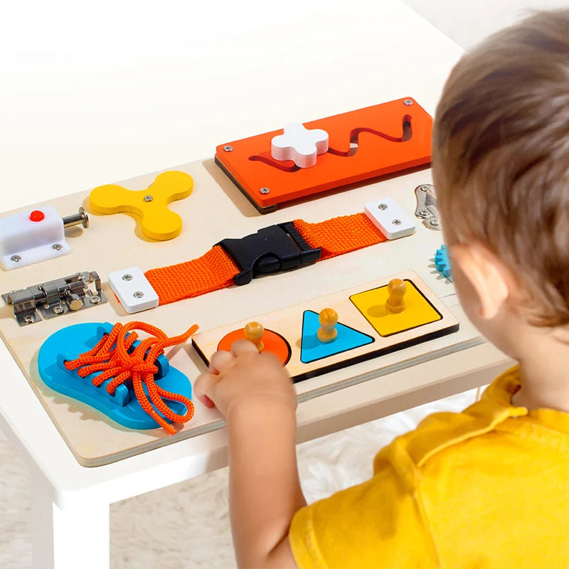 Montessori Lenkrad Busy Board aus Holz – Spielspaß für kleine Autofans
