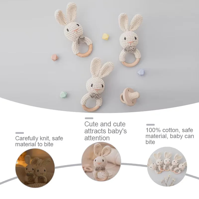 Häkel-Rassel mit Holz-Beißring – BPA-freies Babyspielzeug ab Geburt